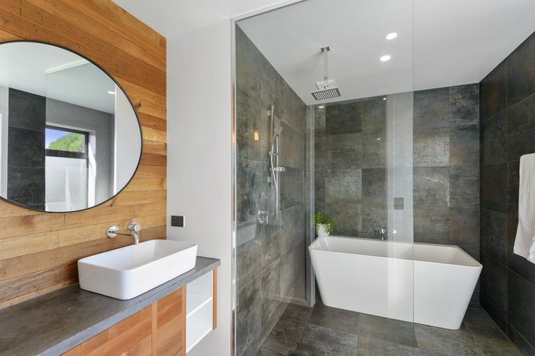 Photo of property in 1 Chaston Lane, Westmorland, Christchurch, 8025