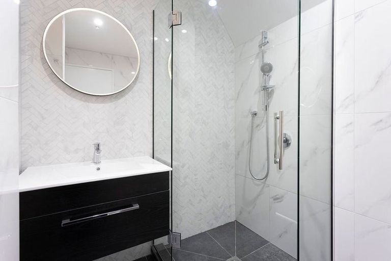 Photo of property in 5/12 Latimer Square, Christchurch Central, Christchurch, 8011
