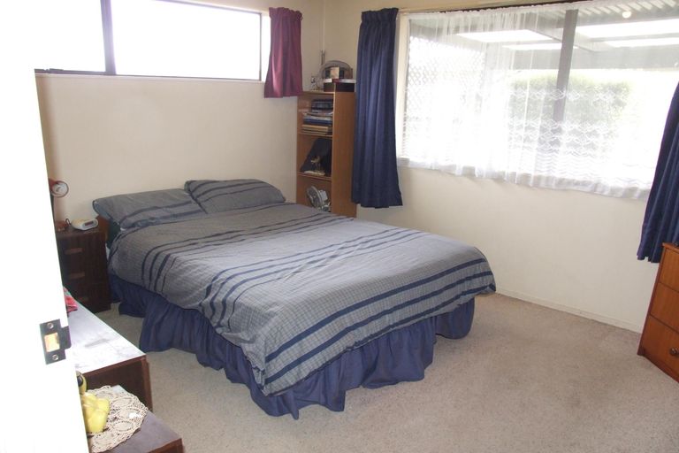 Photo of property in 11 Glengarry Place, Hilltop, Taupo, 3330