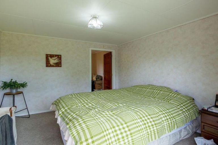 Photo of property in 72 Parsonage Road, Waimate, 7978