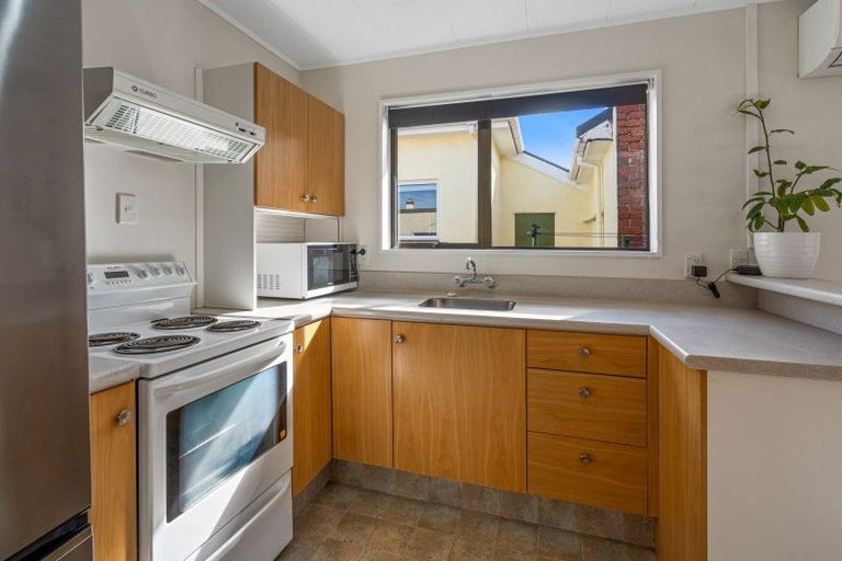 Photo of property in 2/5 Eskvale Street, Saint Kilda, Dunedin, 9012