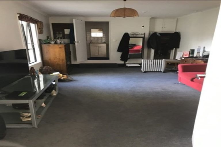 Photo of property in 4 Glenview Terrace, Saint Martins, Christchurch, 8022