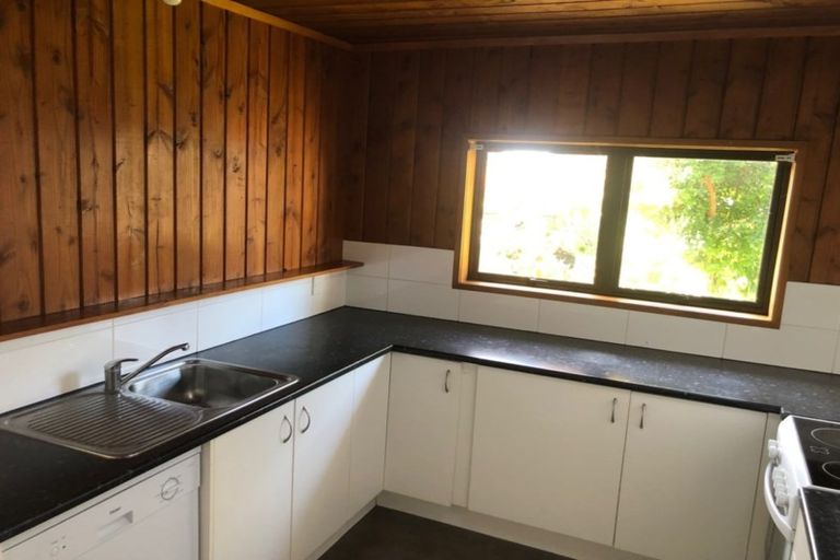 Photo of property in 572 Beach Road, Rothesay Bay, Auckland, 0630