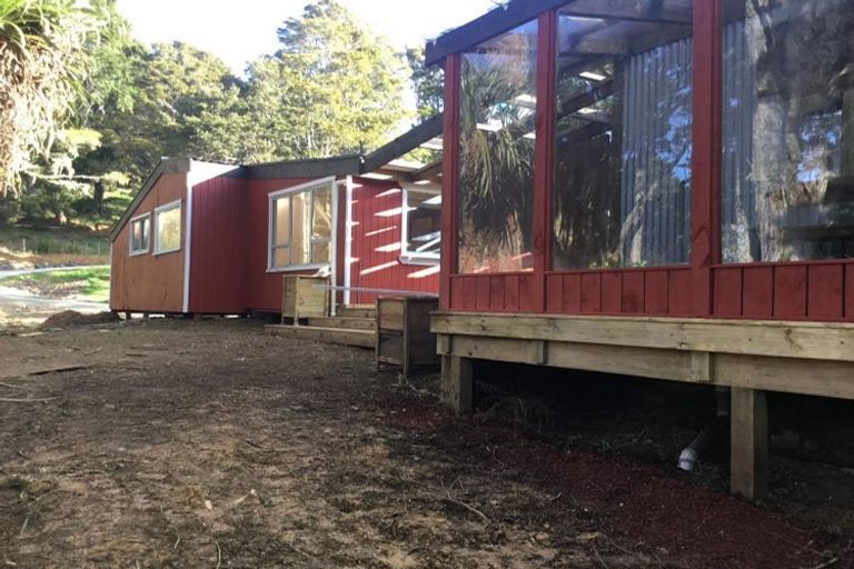 Photo of property in 581 Valley Road, Kaiwaka, 0573