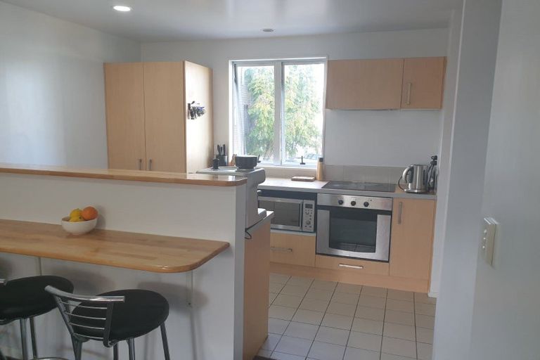 Photo of property in 433b West Coast Road, Glen Eden, Auckland, 0602