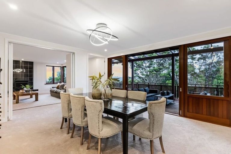 Photo of property in 162 Greenhithe Road, Greenhithe, Auckland, 0632