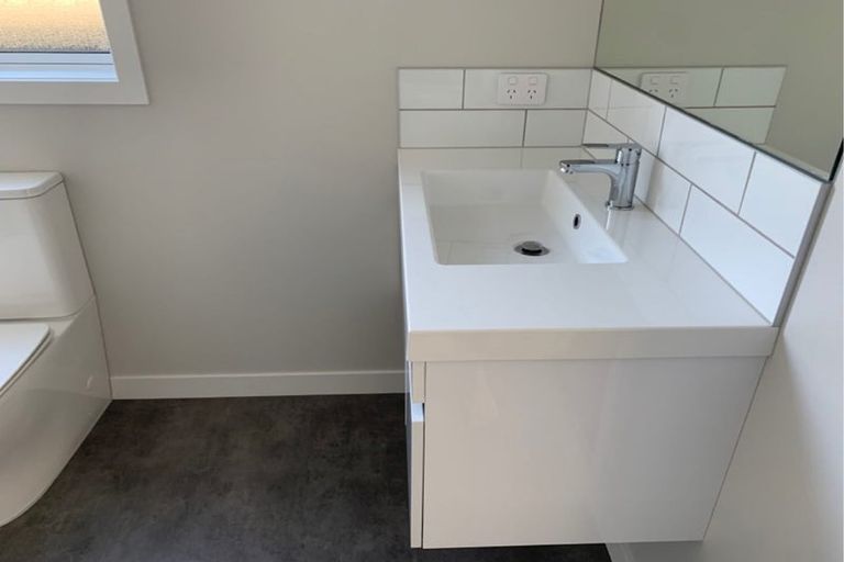 Photo of property in 2a Exeter Crescent, Pirimai, Napier, 4112