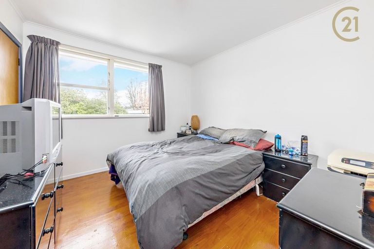 Photo of property in 65 Smiths Avenue, Papakura, 2110