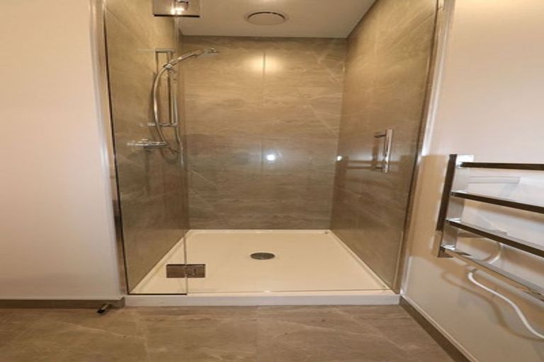 Photo of property in 5/6 Trent Street, Linwood, Christchurch, 8011