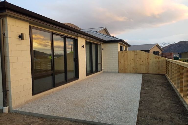 Photo of property in 2 Silver Street, Lower Shotover, Queenstown, 9304