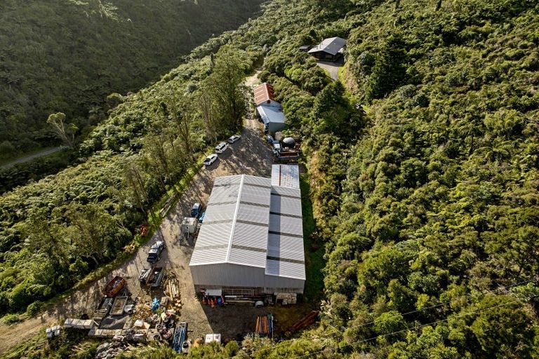 Photo of property in 25a Mt Cecil Road, Moonshine Valley, Porirua, 5381