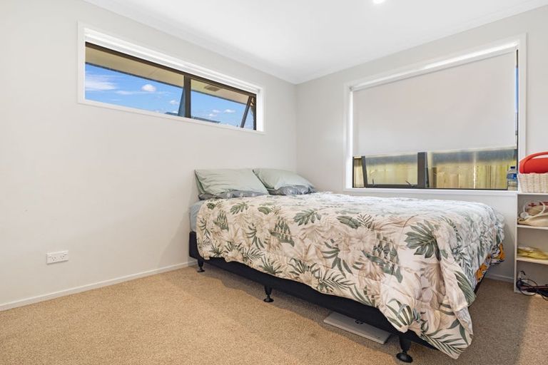 Photo of property in 48 Adams Road South, Pukekohe, 2120