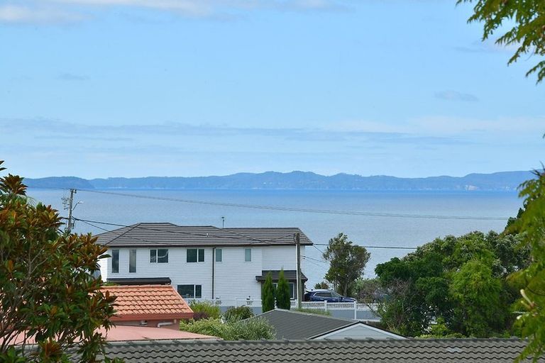 Photo of property in 27 Mariner Drive, Gulf Harbour, Whangaparaoa, 0930