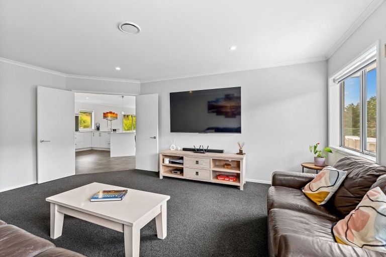 Photo of property in 12 Catherin Servant Close, Maunu, Whangarei, 0110