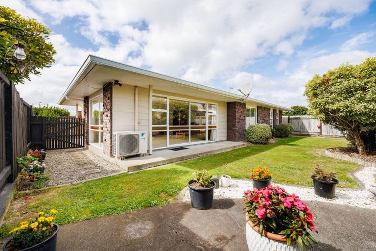 Photo of property in 12a Cecil Place, Cloverlea, Palmerston North, 4412