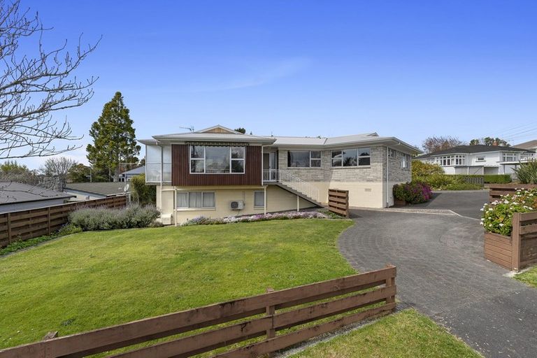 Photo of property in 18a Hillcrest Road, Hillcrest, Hamilton, 3216
