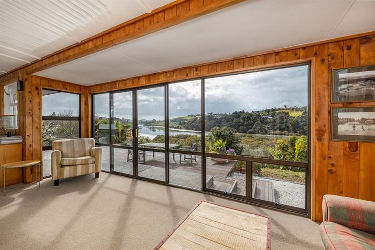 Photo of property in 100 Kemp Road, Kerikeri, 0230