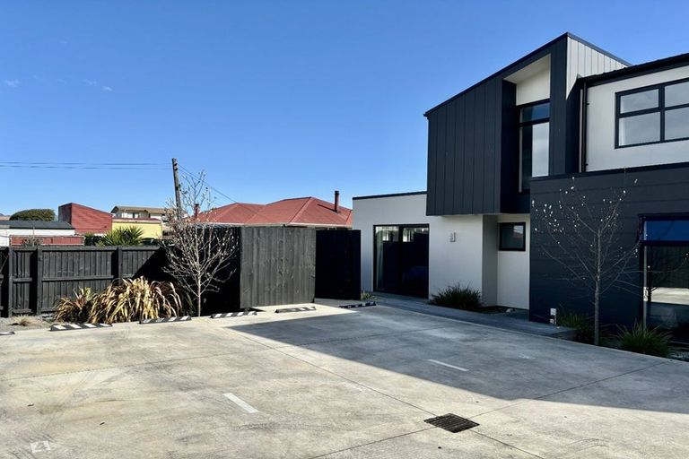 Photo of property in 1/61 Marshland Road, Shirley, Christchurch, 8061