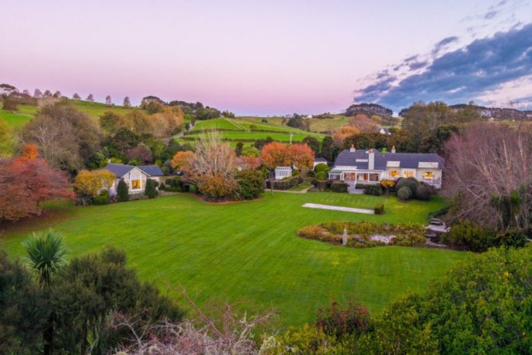 Photo of property in 998 Peak Road, Helensville, 0875