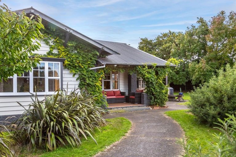 Photo of property in 13 Hickson Street, Featherston, 5710