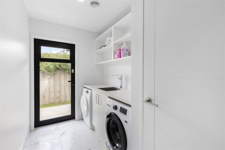 Photo of property in 23 Clonbunny Close, Rolleston, 7614