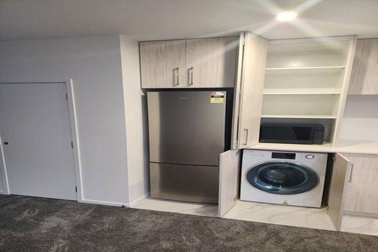 Photo of property in 2/7 Matata Place, Dallington, Christchurch, 8061