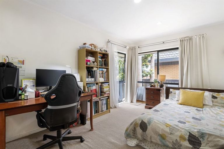 Photo of property in 620/12 Northcross Drive, Oteha, Auckland, 0632