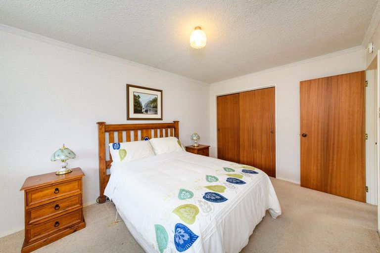 Photo of property in 4 Mcarthur Street, Terrace End, Palmerston North, 4410