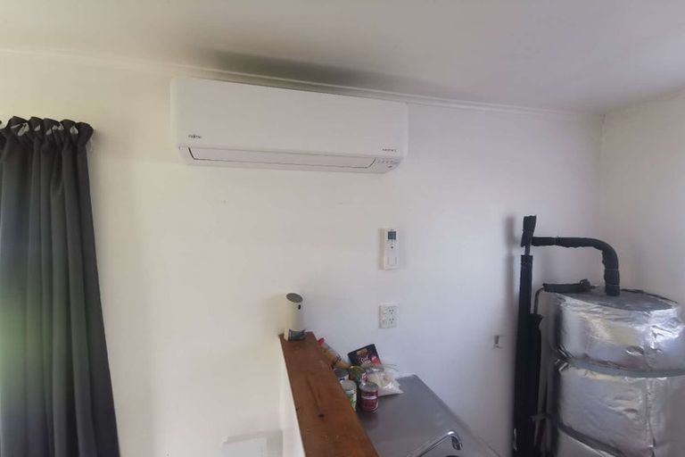 Photo of property in 42 Kamahi Street, Stokes Valley, Lower Hutt, 5019