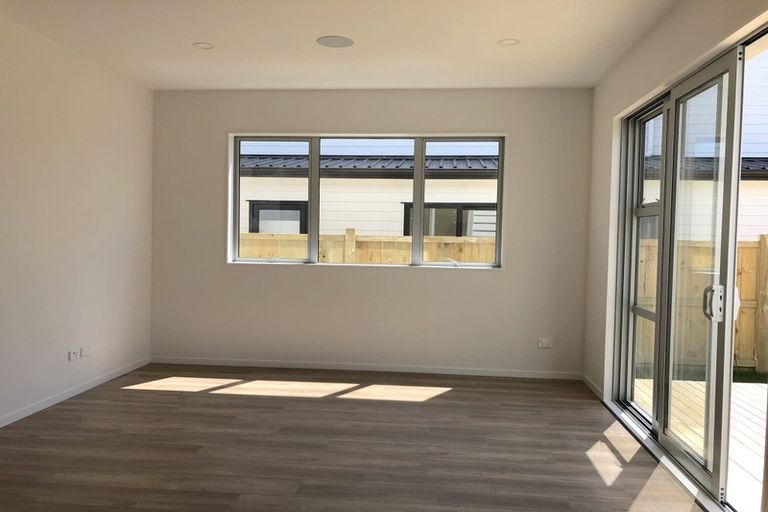 Photo of property in 53 Myland Drive, Hobsonville, Auckland, 0616