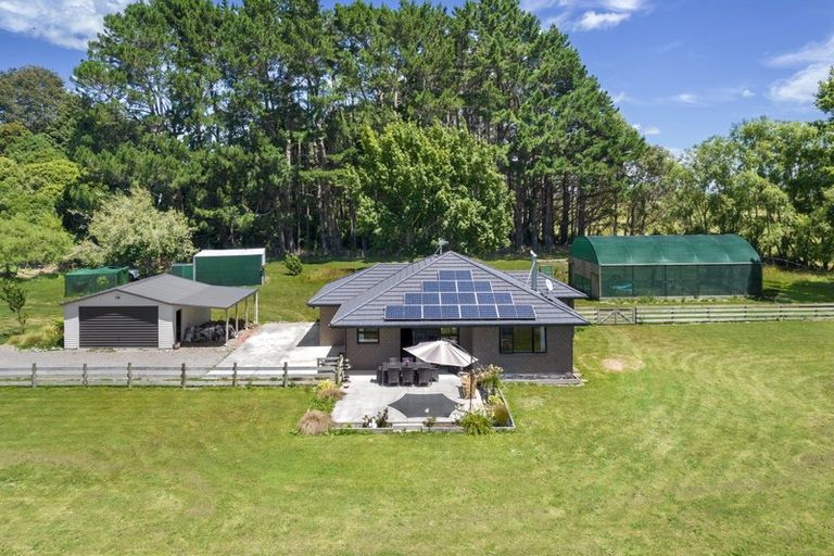 Photo of property in 81 Halls Road, Pahiatua, 4910