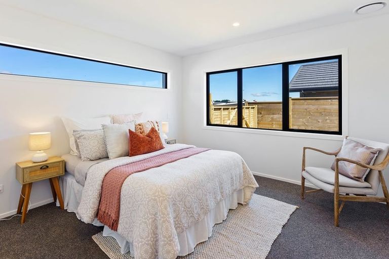 Photo of property in 166 Karuhiruhi Street, Waikanae, 5036