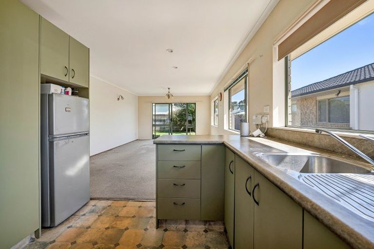Photo of property in 21 Clemow Road, Fitzroy, New Plymouth, 4312