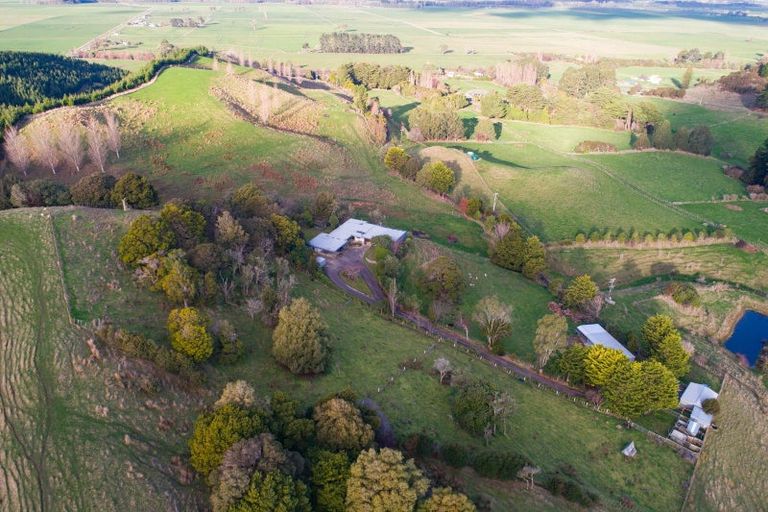 Photo of property in 771 Makino Road, Halcombe, Feilding, 4777
