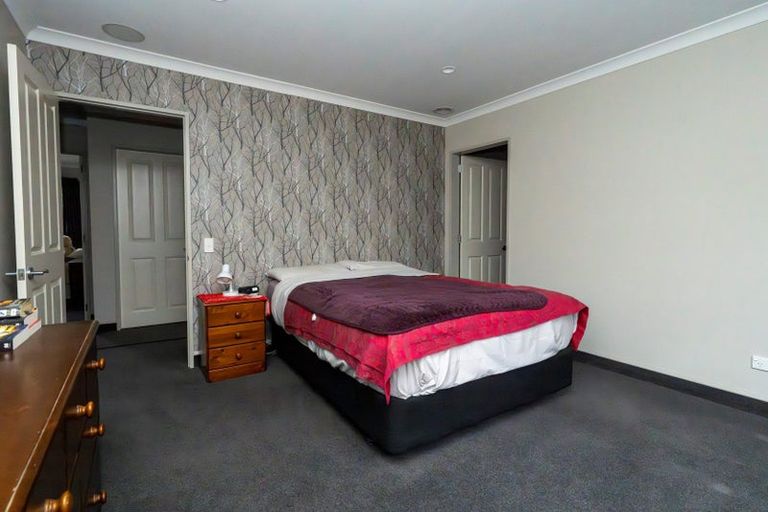 Photo of property in 7 Barry Curtis Place, Levin, 5510