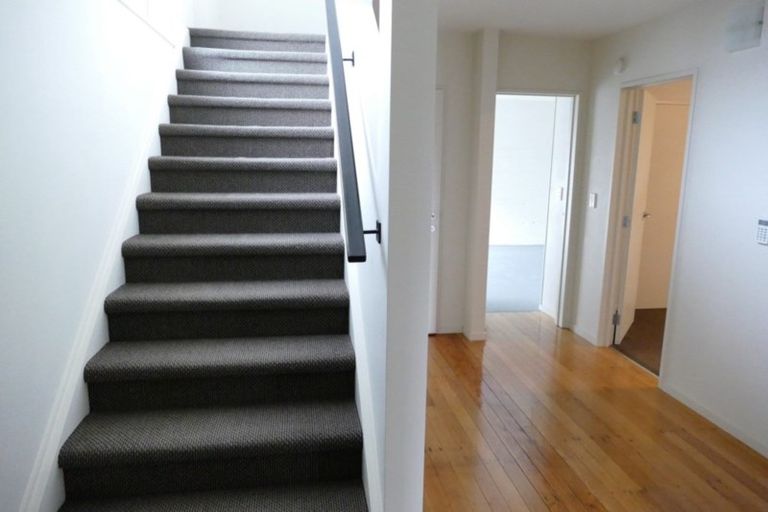 Photo of property in 630 Beach Road, Browns Bay, Auckland, 0630