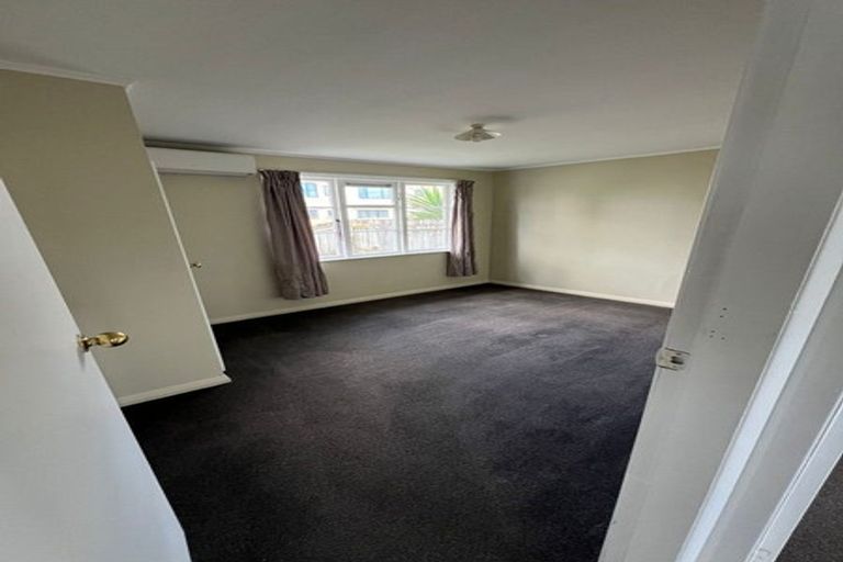 Photo of property in 22a Nogat Avenue, Papatoetoe, Auckland, 2024