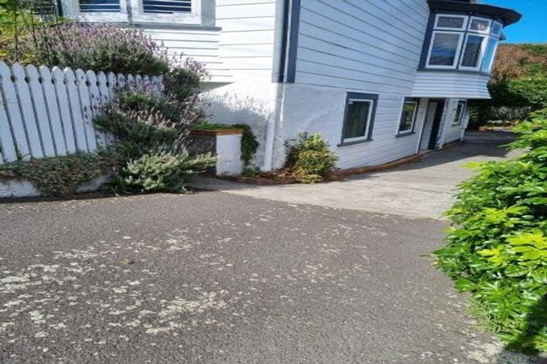 Photo of property in 3 Dover Street, Island Bay, Wellington, 6023