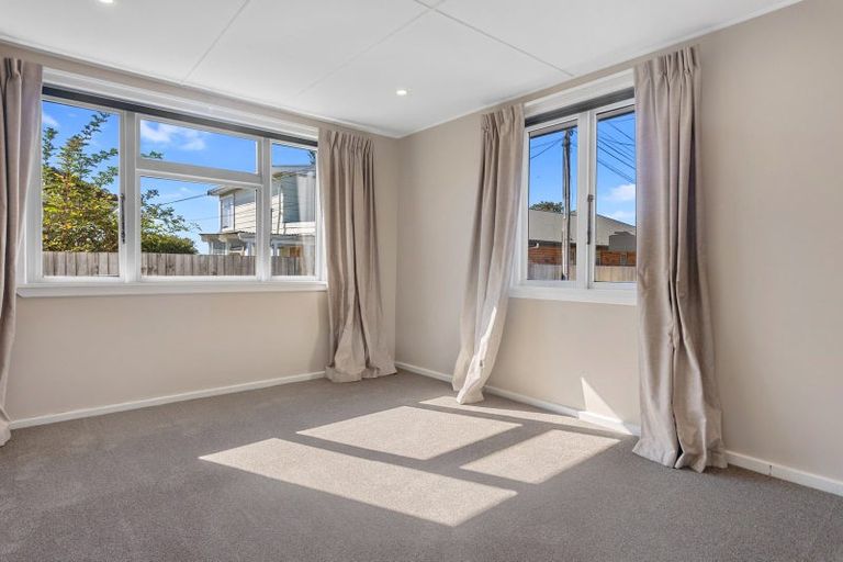 Photo of property in 113c Somerfield Street, Somerfield, Christchurch, 8024