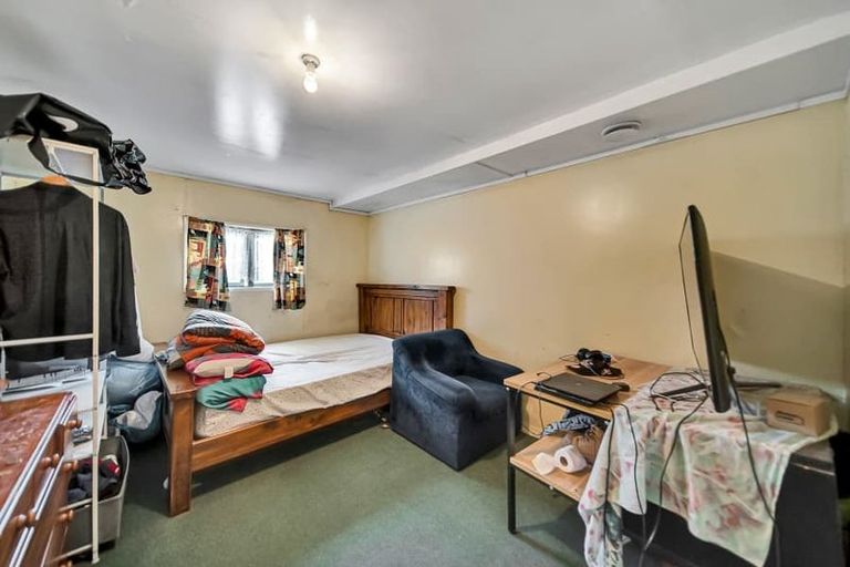 Photo of property in 4 Kambalda Street, Mangere Bridge, Auckland, 2022