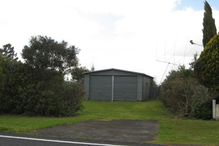 Photo of property in 103 Kauri Road, Whenuapai, Auckland, 0618