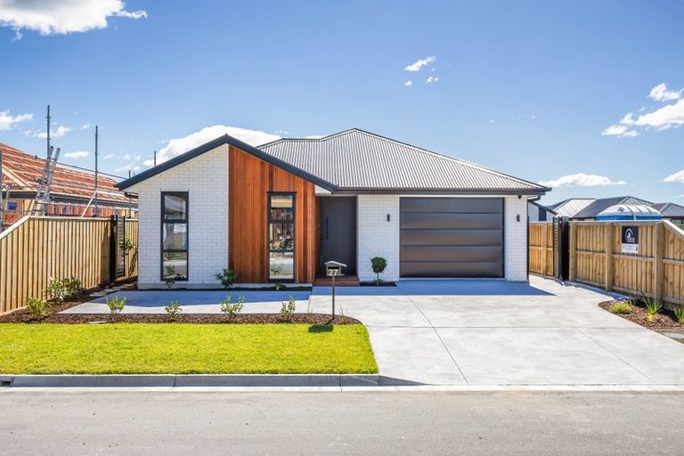 Photo of property in 27 Derbridge Street, Woodend, 7610