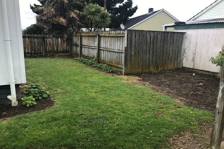Photo of property in 2a Tate Place, Feilding, 4702