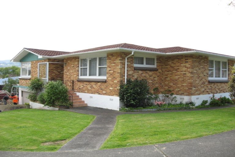 Photo of property in 1 Mission Street, Waterloo, Lower Hutt, 5011