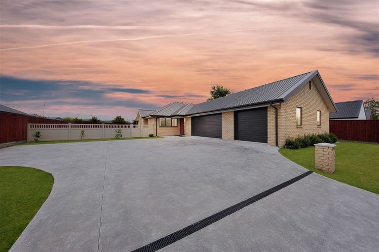 Photo of property in 22 Salisbury Avenue, Rangiora, 7400