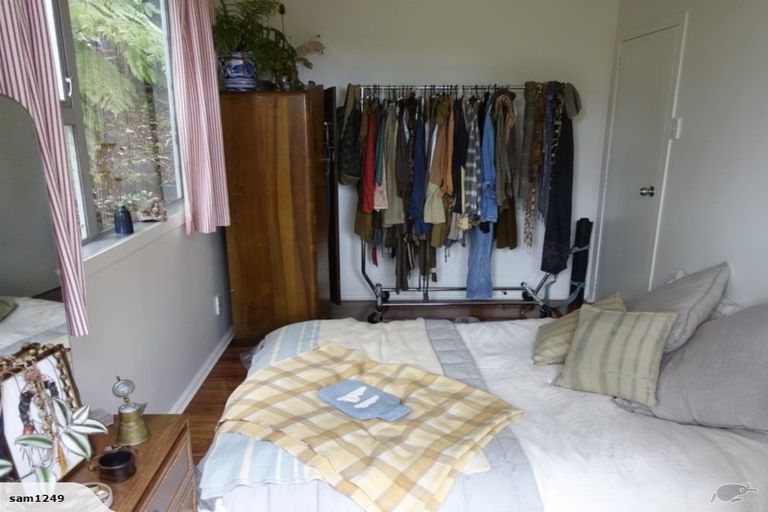 Photo of property in 150 Konini Road, Titirangi, Auckland, 0604