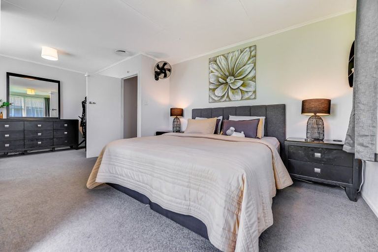 Photo of property in 25 Joanna Place, Deanwell, Hamilton, 3206