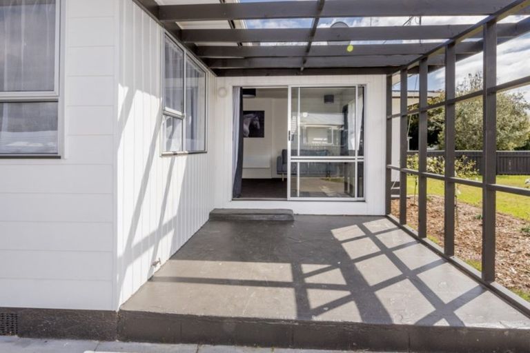 Photo of property in 21 Charles Street, Levin, 5510