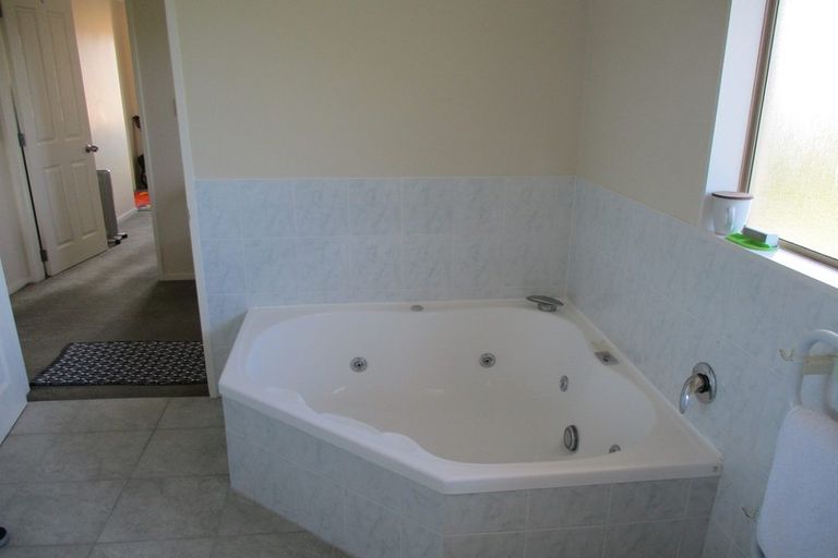 Photo of property in 26a Keppoch Court, Dannemora, Auckland, 2016