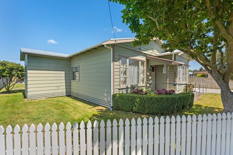 Photo of property in 1 Edmay Street, Feilding, 4702